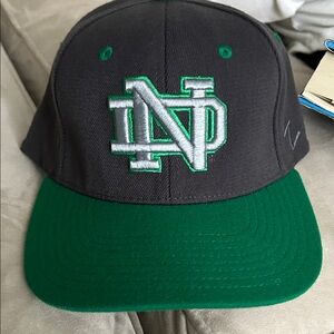 Notre Dame flex hat